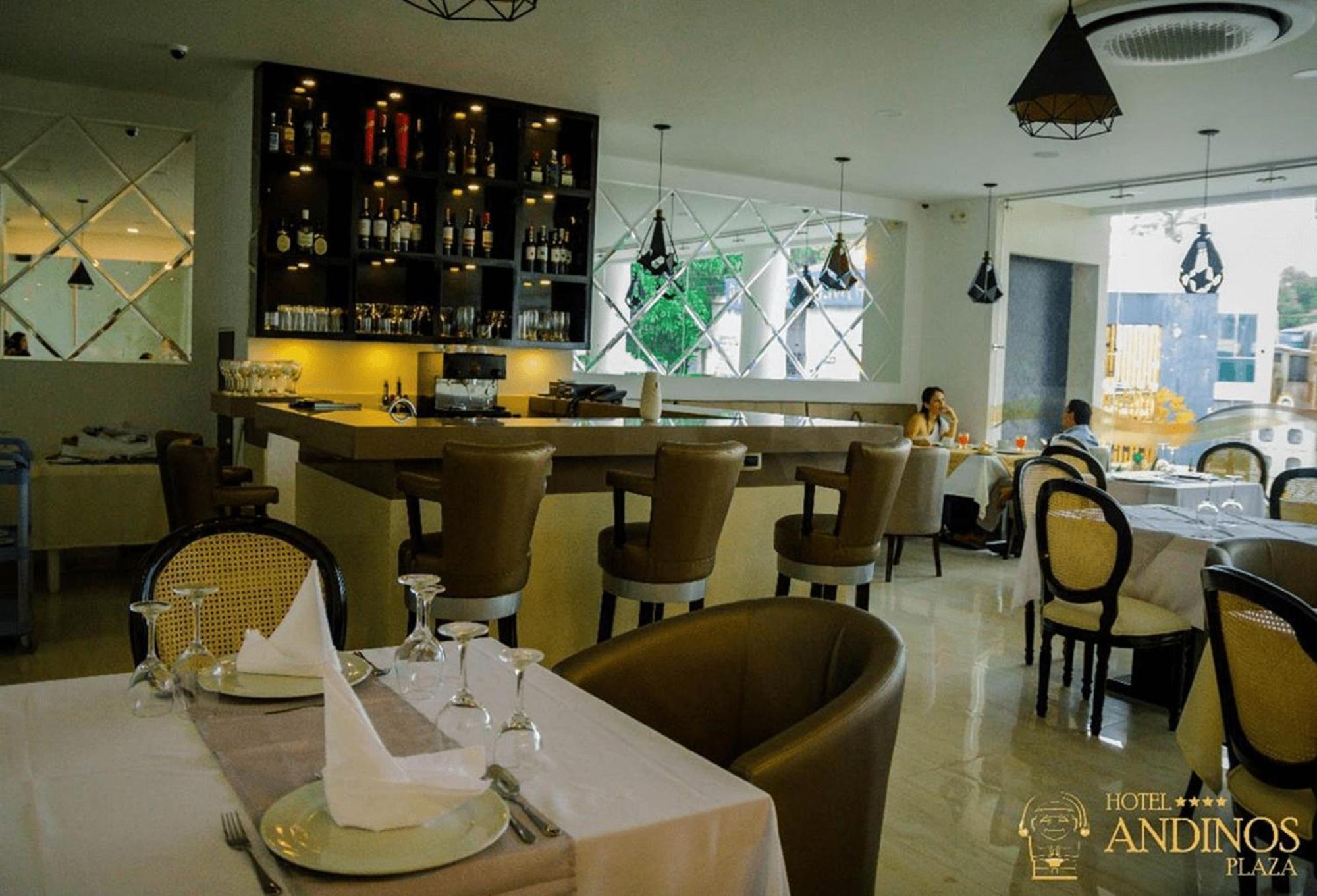 Hotel Andinos Plaza Florencia Florencia  Luaran gambar