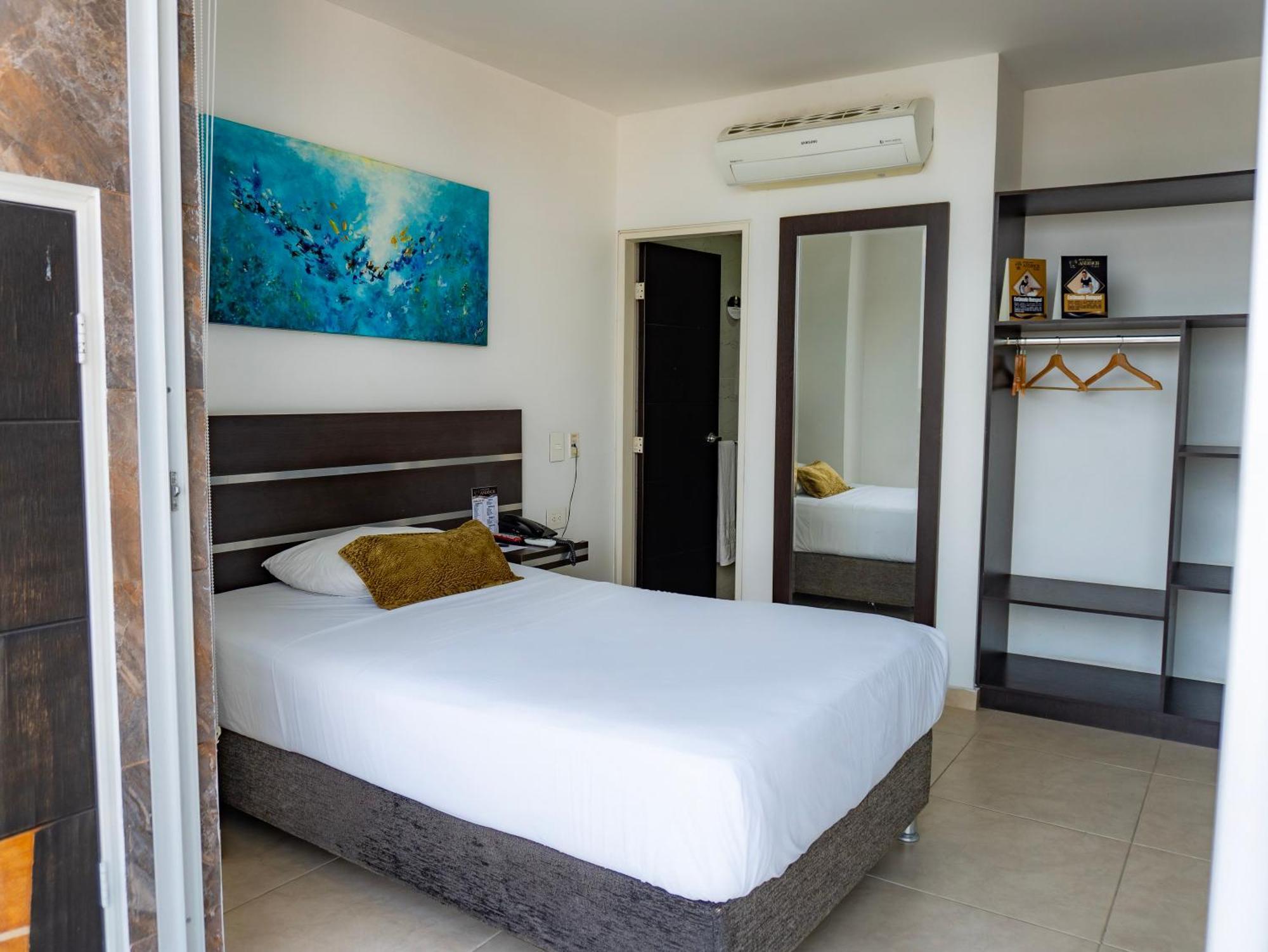 Hotel Andinos Plaza Florencia Florencia  Luaran gambar