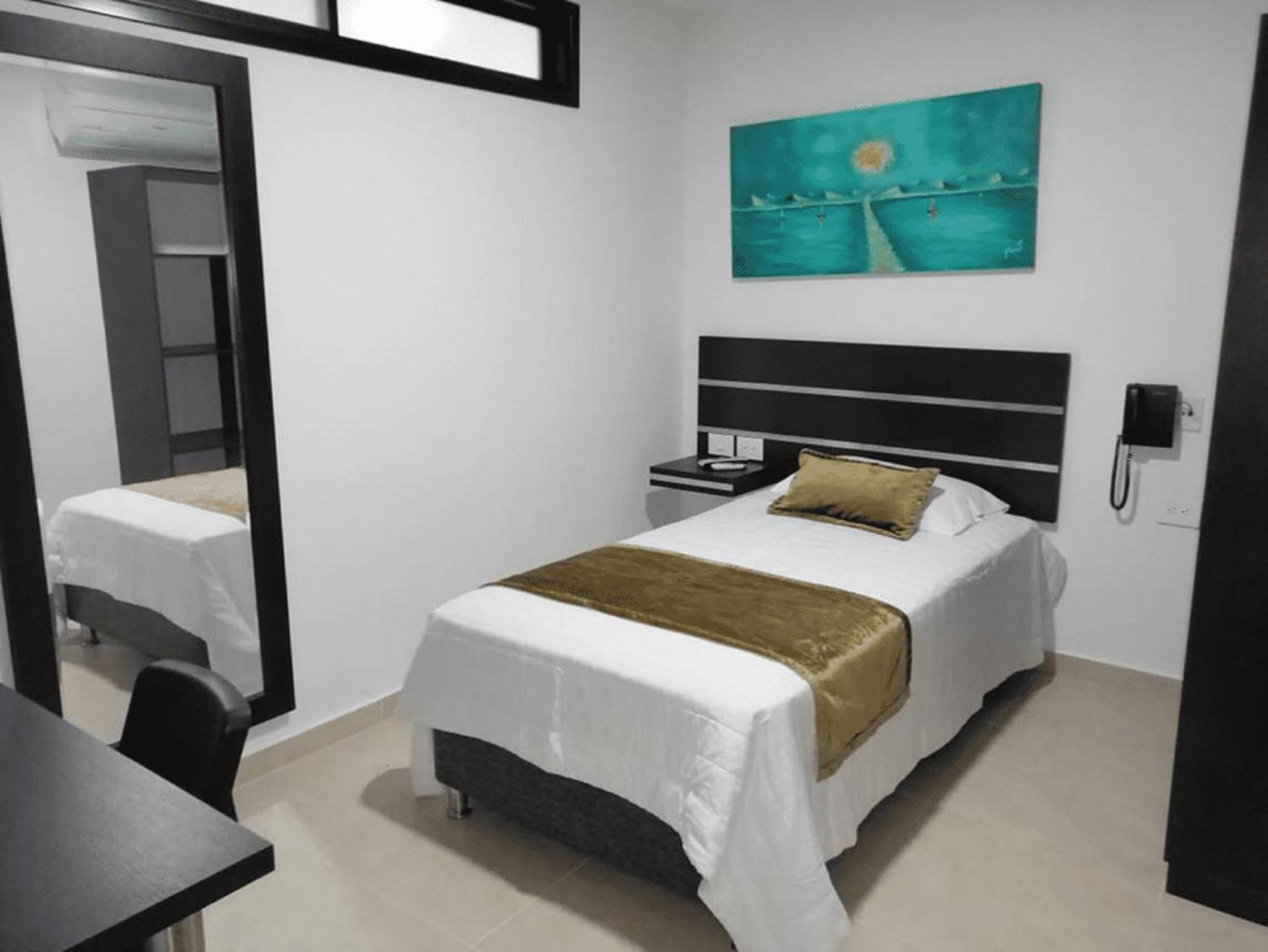 Hotel Andinos Plaza Florencia Florencia  Luaran gambar